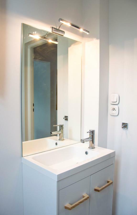 גדנסק Centrally Located Island Apartment מראה חיצוני תמונה